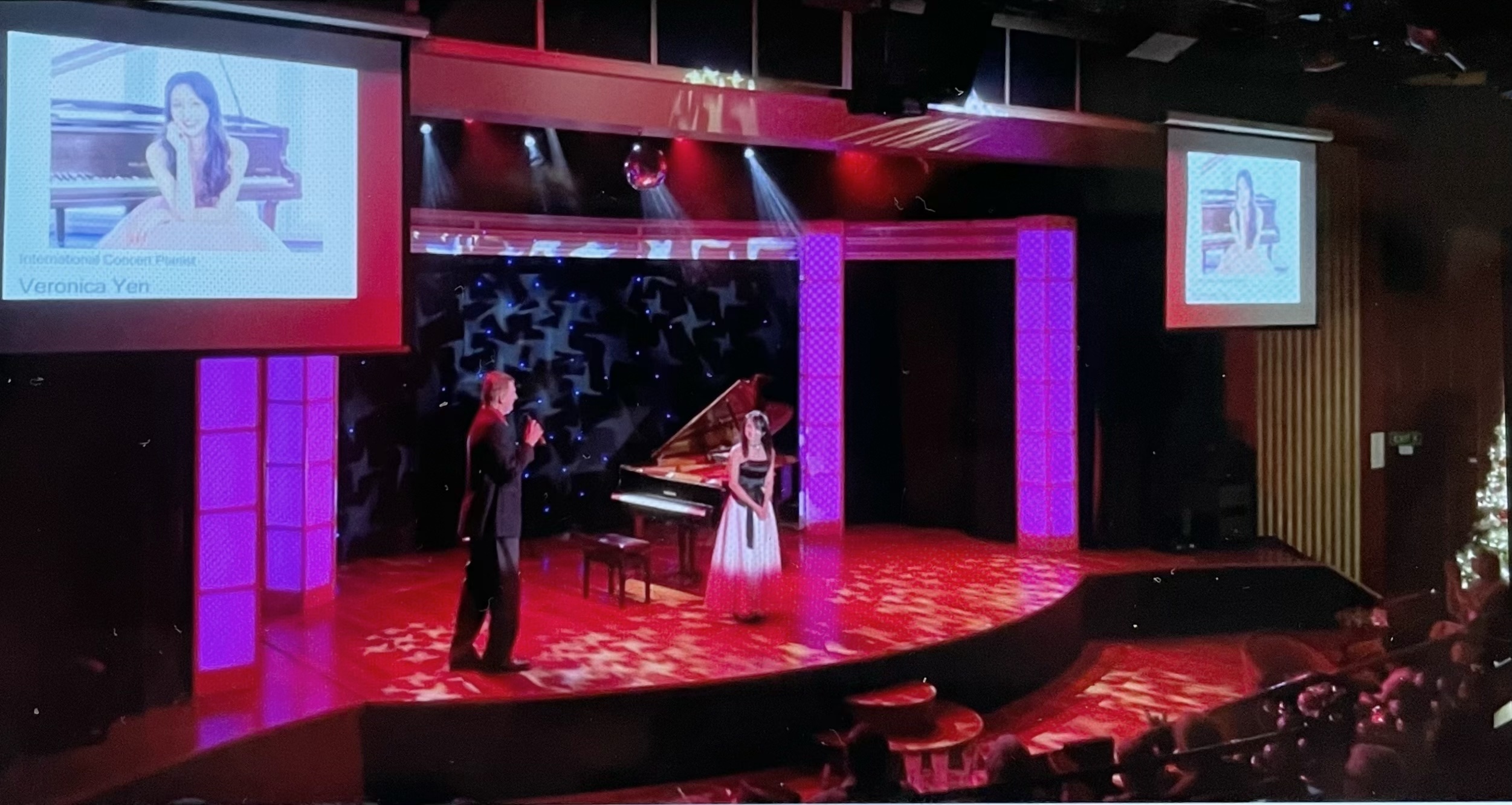 Veronica 郵輪巡演
